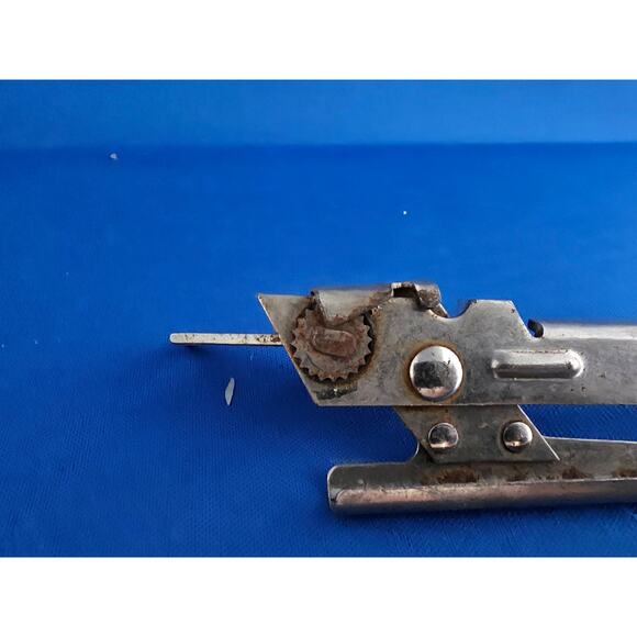 Vintage Vaughan's Master Opener Manual Can - works well - USA - 29 cent - Picture 3 of 7